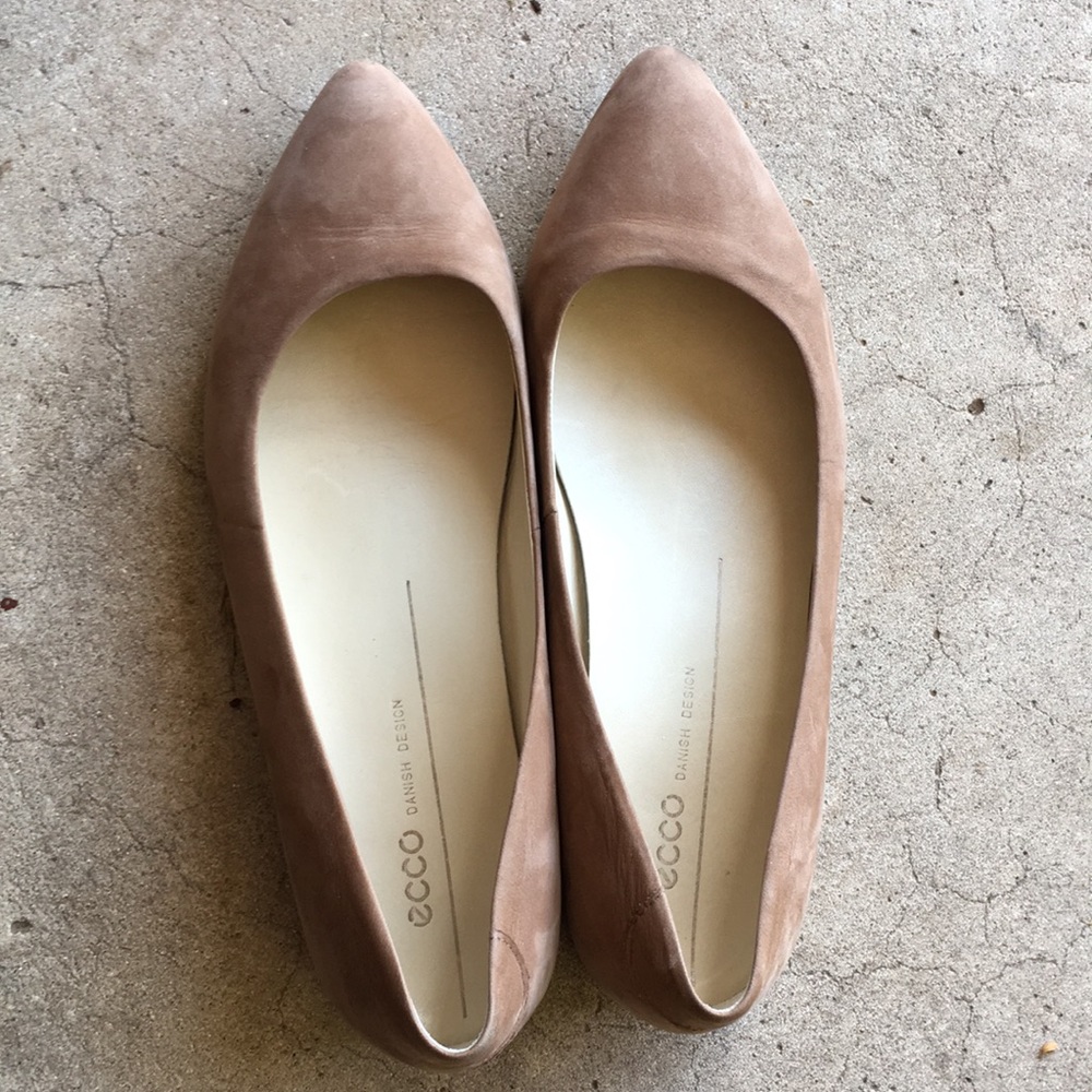 Ecco Caramel Suede Flats - Picture 2 of 6
